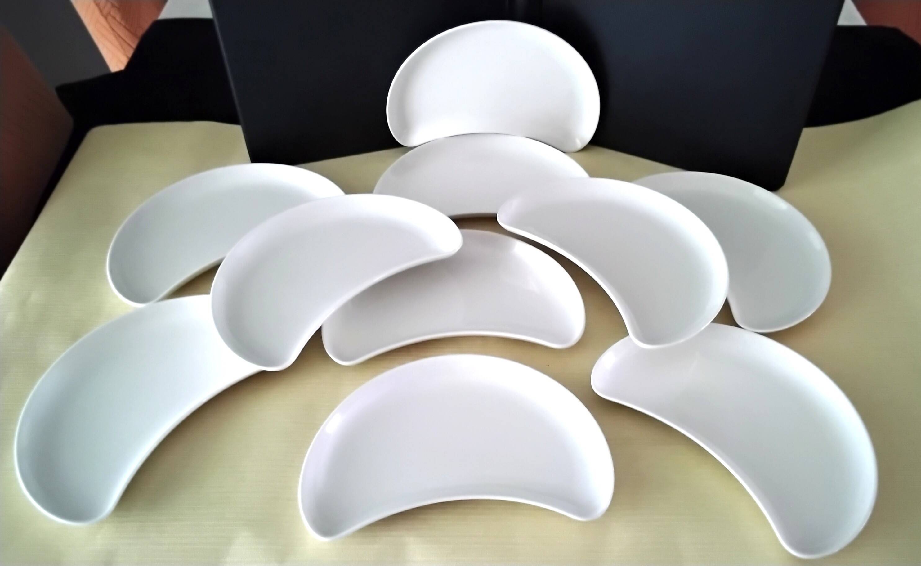 10 Salad Plates in RAK Porcelain