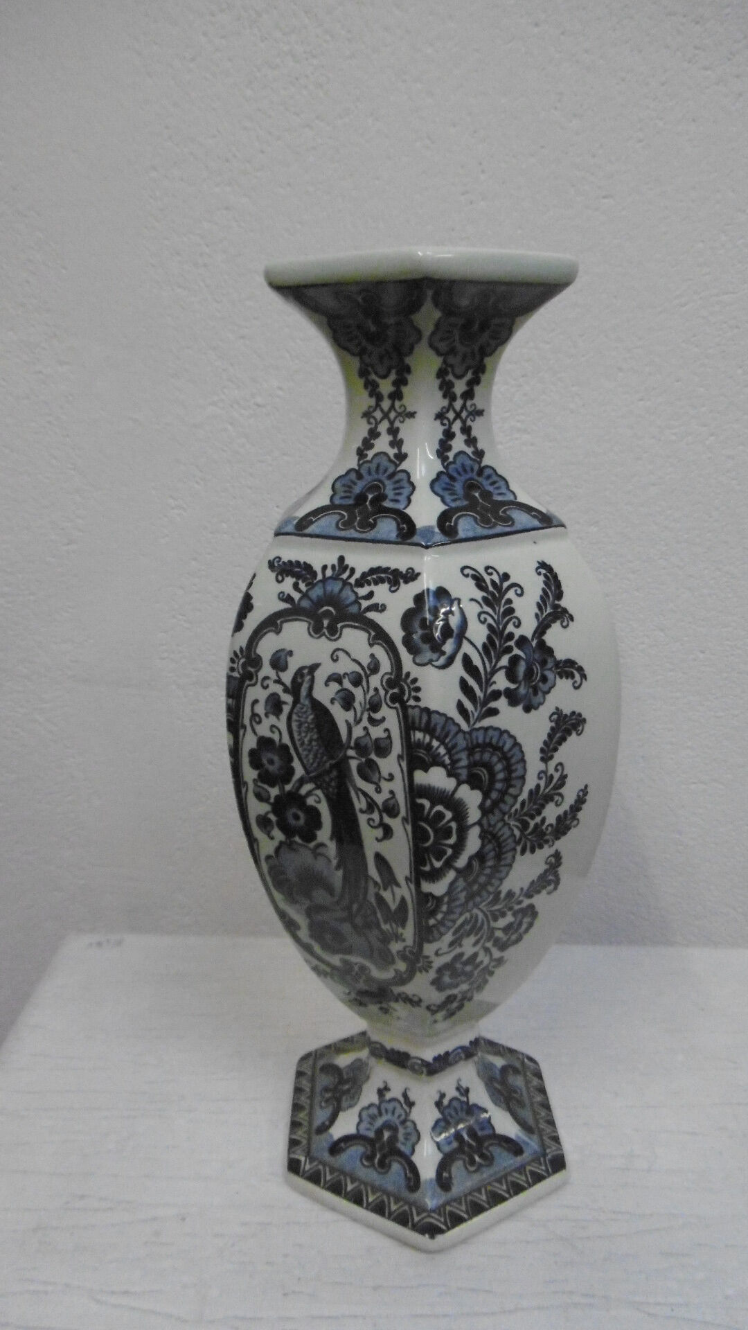 Vase en faience de Delft Royal Sphinx - decor oiseau bleu
