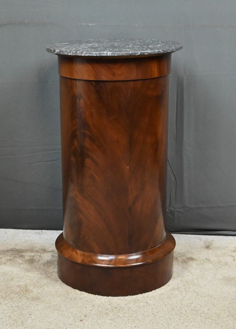 Mahogany bed, Empire style – late 19th century