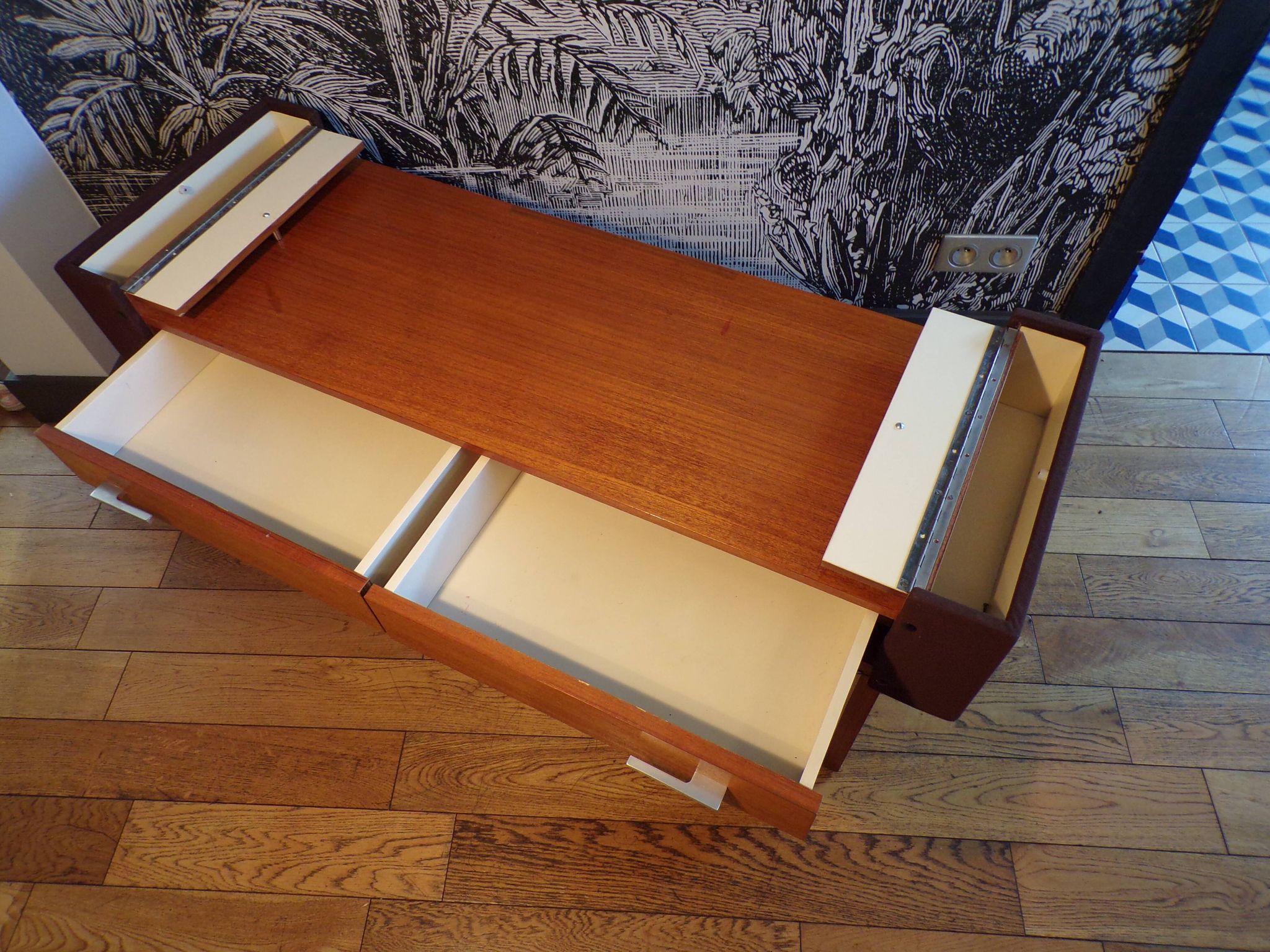 Mini enfilade teck et tissu, 2 tiroirs
