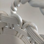 Plat en céramique tressée
