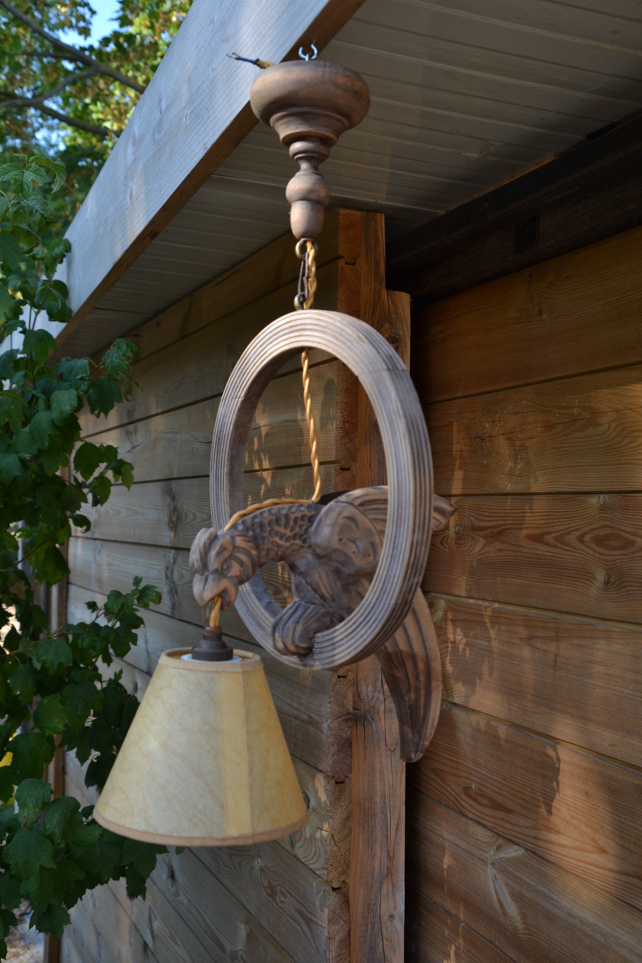 Suspension en bois "oiseau" de la Forêt Noire