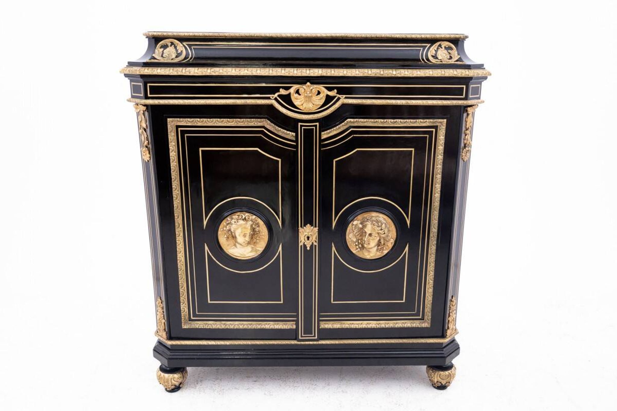 Commode de style Napoléon III, France, vers 1880.