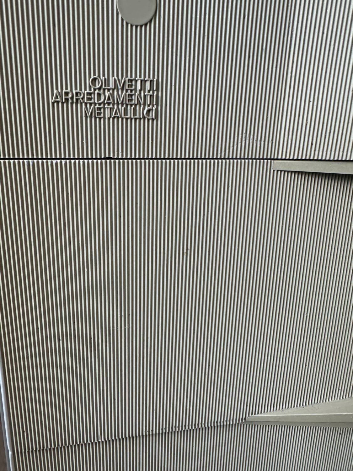 Office by BBPR for Olivetti Synthesis series Arco with its extension.