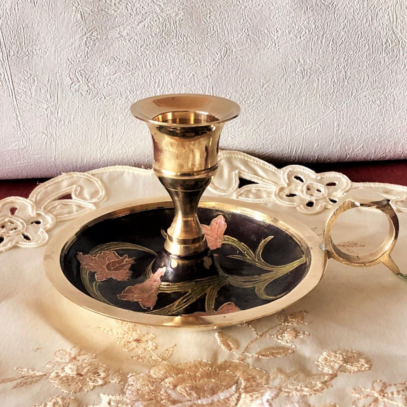 Hand candle holder brass partitioned floral decoration