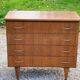 Vintage chest of drawers from the 50s/60s in oak 4 drawers feet bobbin