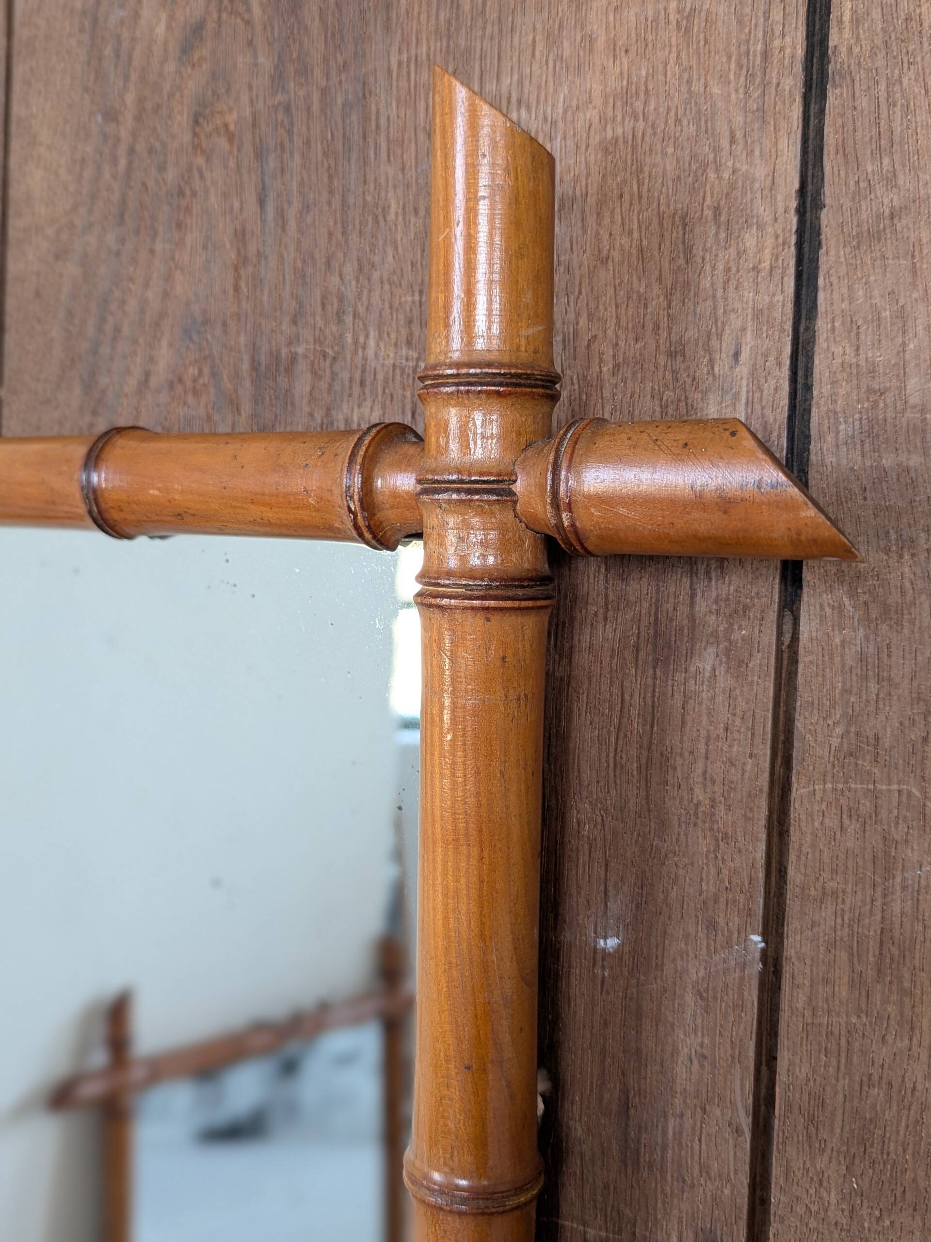 3 bamboo-look mirrors