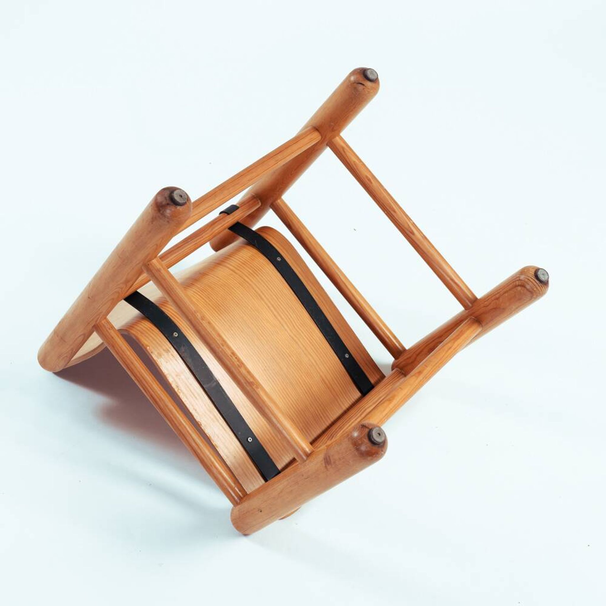 2 Knud Friis & Elmar Moltke Nielsen (Friis & Moltke) Pine dining Chairs
