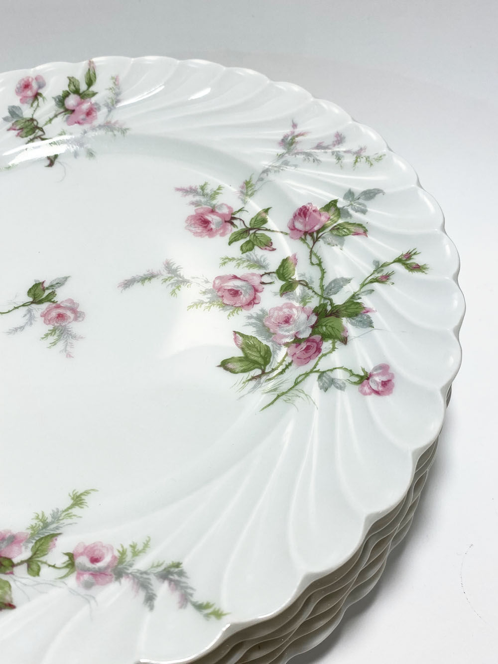 6 dessert plates. Haviland Limoges France. Perfect condition