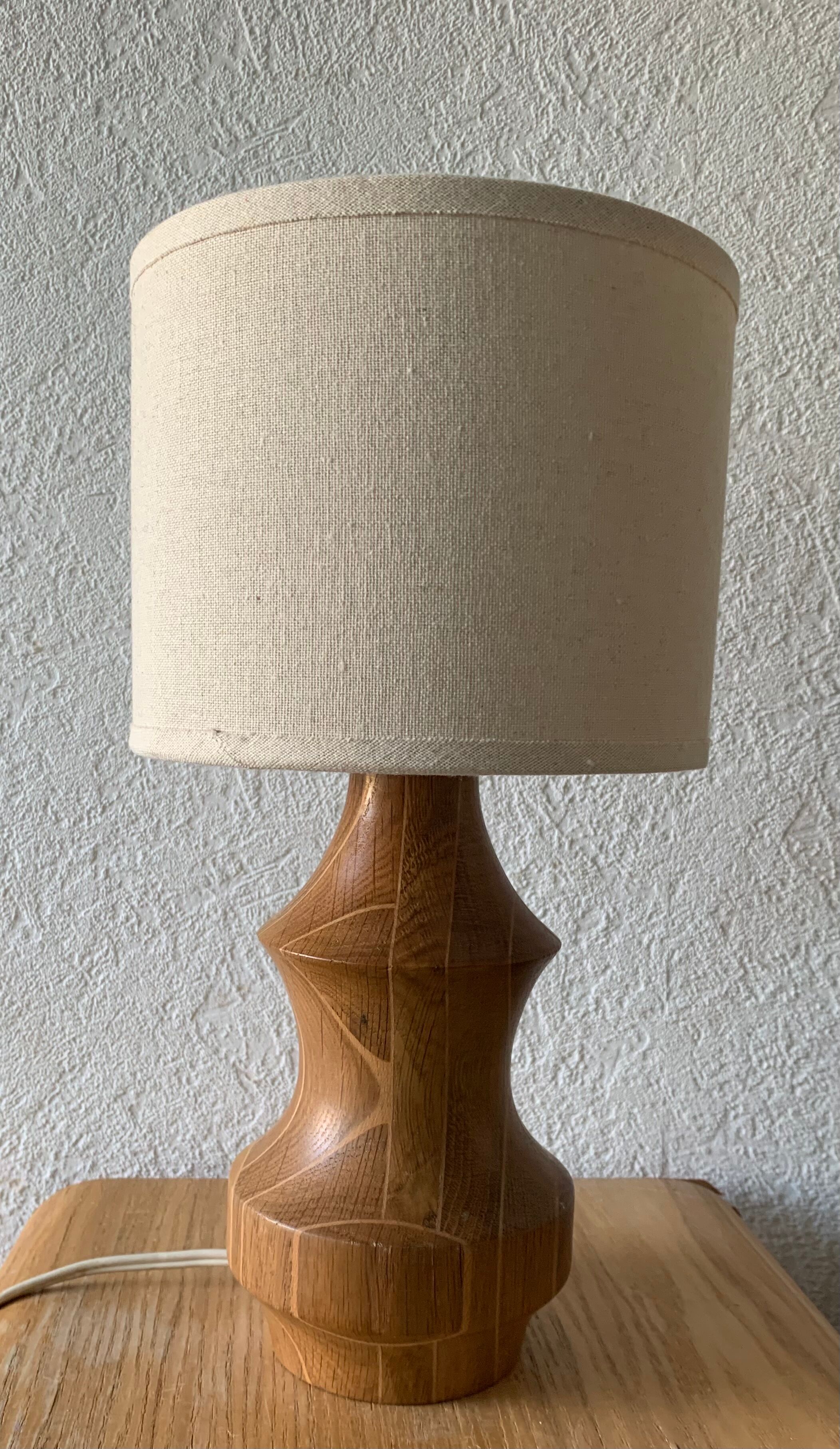 Wooden lamp foot
