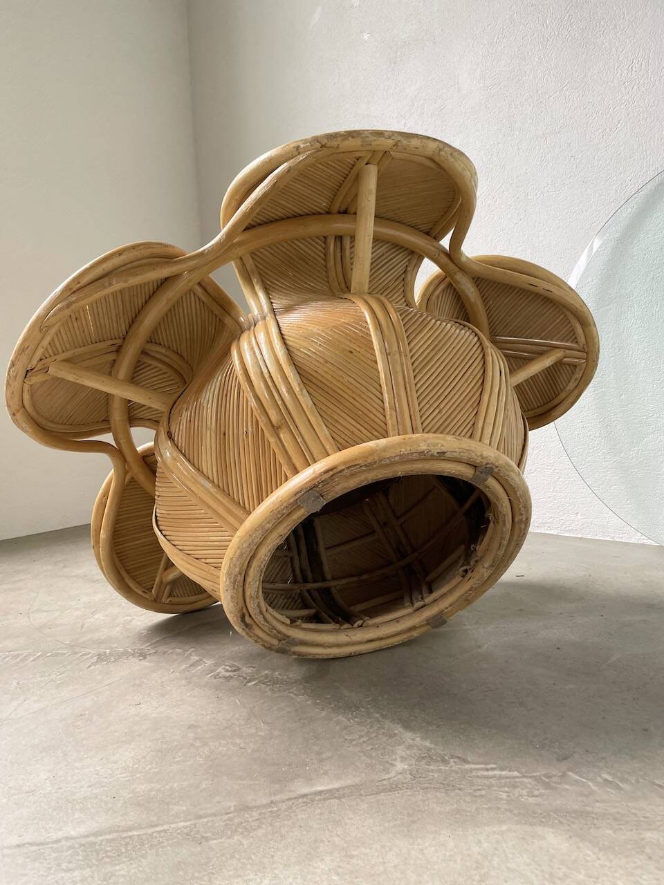 Vivai del sud “flower” rattan coffee table