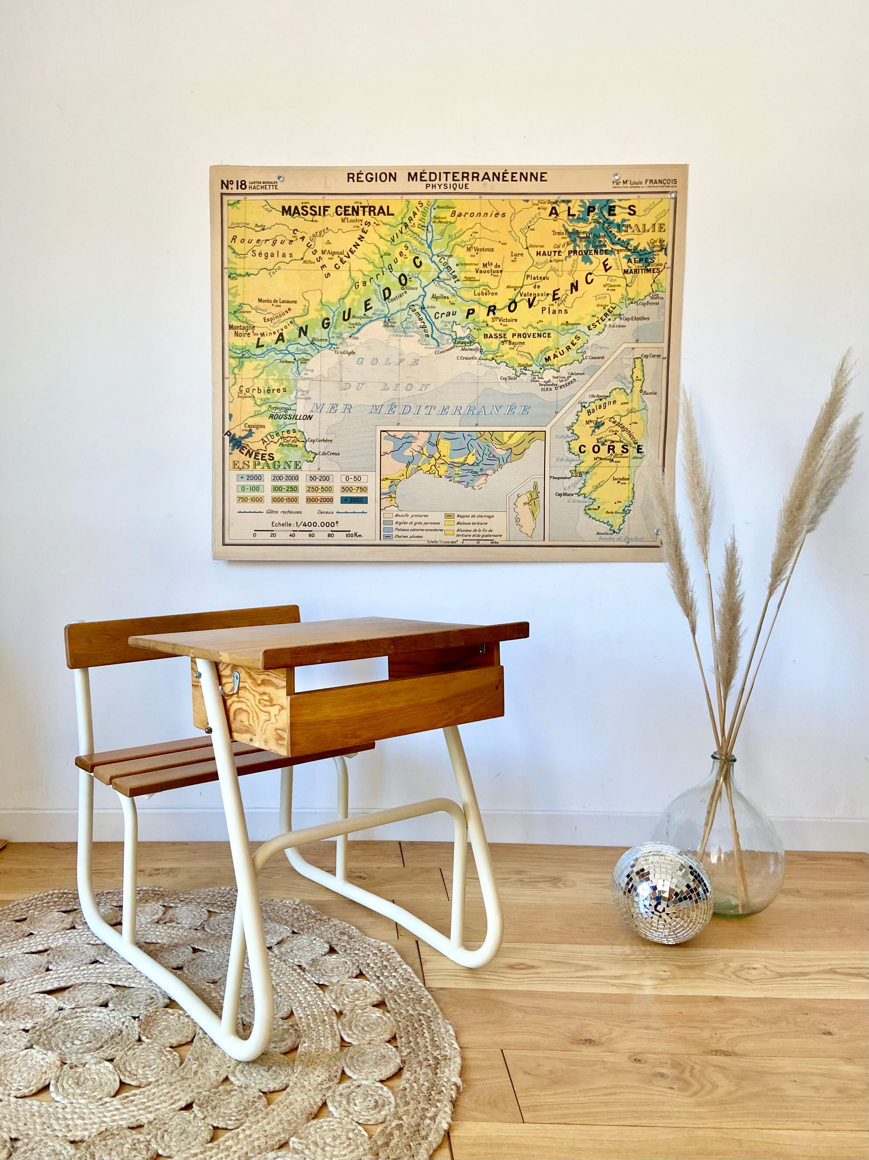 Bureau enfant tubulaire