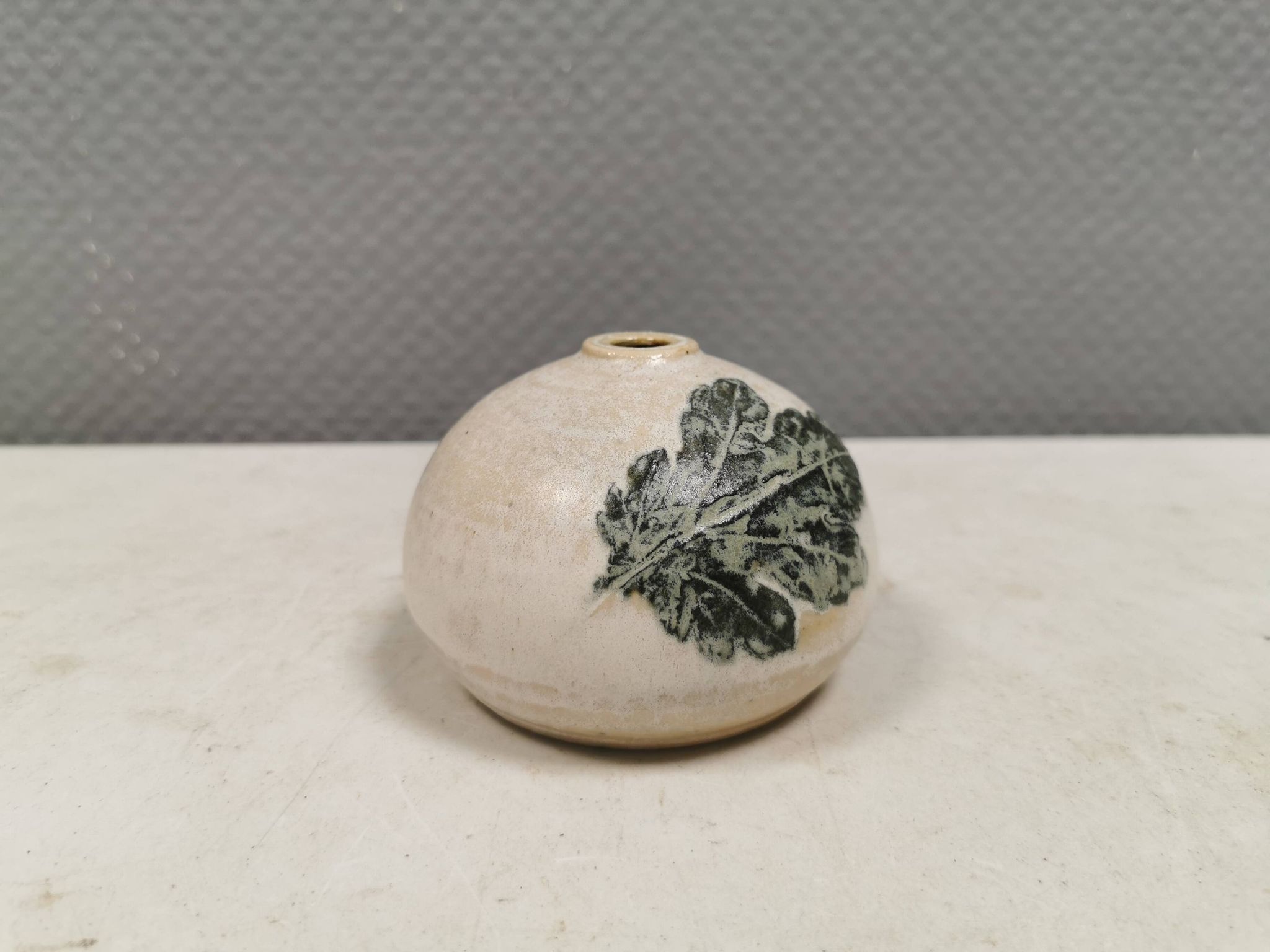 Miniature vase by Leif Holm, made in his own workshop in Errindlev 1970s