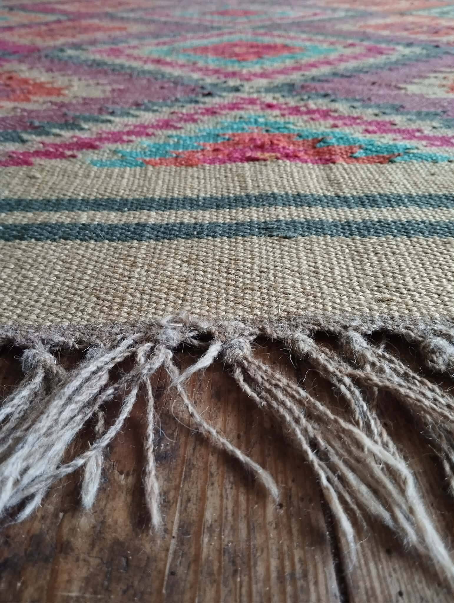 Handmade Indian Kilim 226x164cm