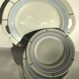 7 Assiettes à dessert + plat en porcelaine fine ciel