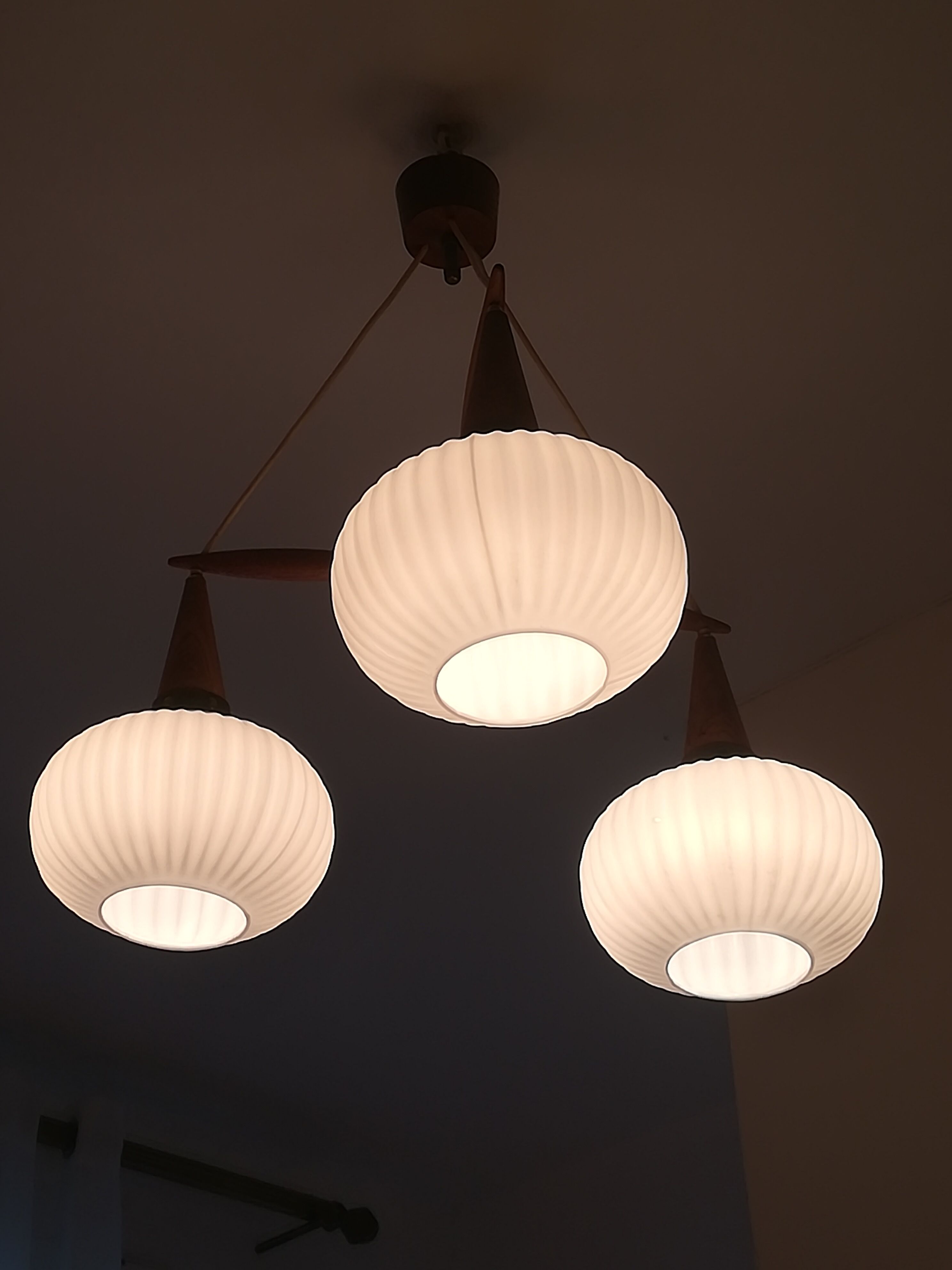 Scandinavian hanging lamp