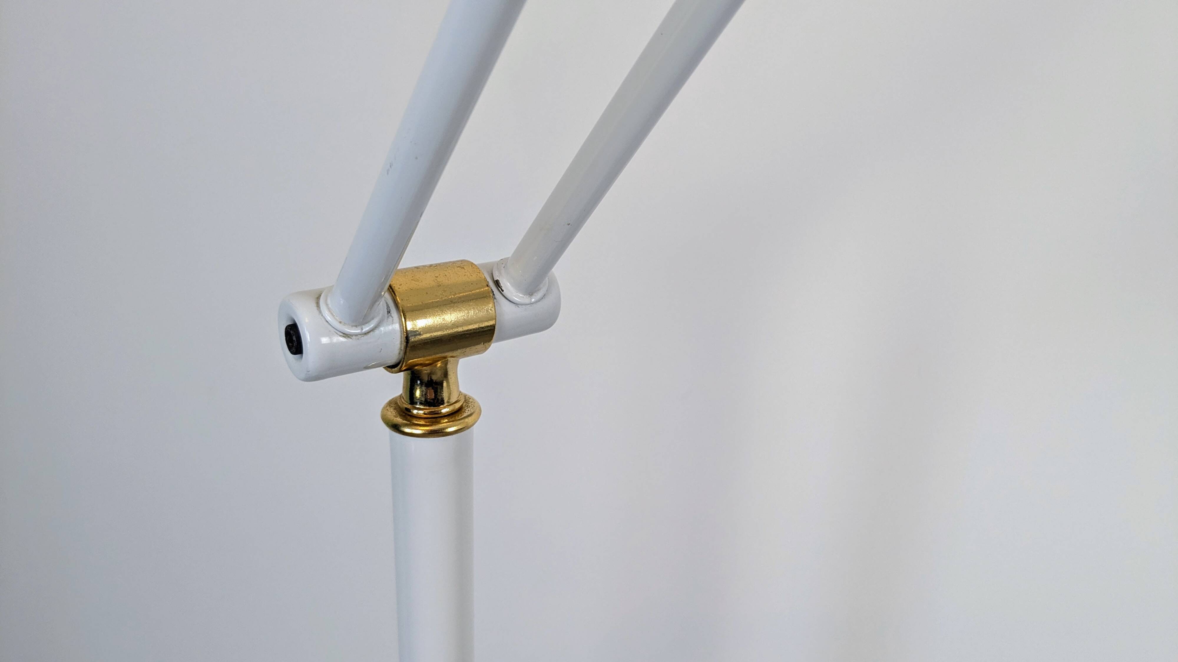 Relco Milano floor lamp – Italian design 1980 in white metal