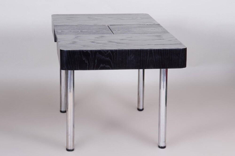 Czech Bauhaus Extendable Dining Table in Oak Veneer, 1930s