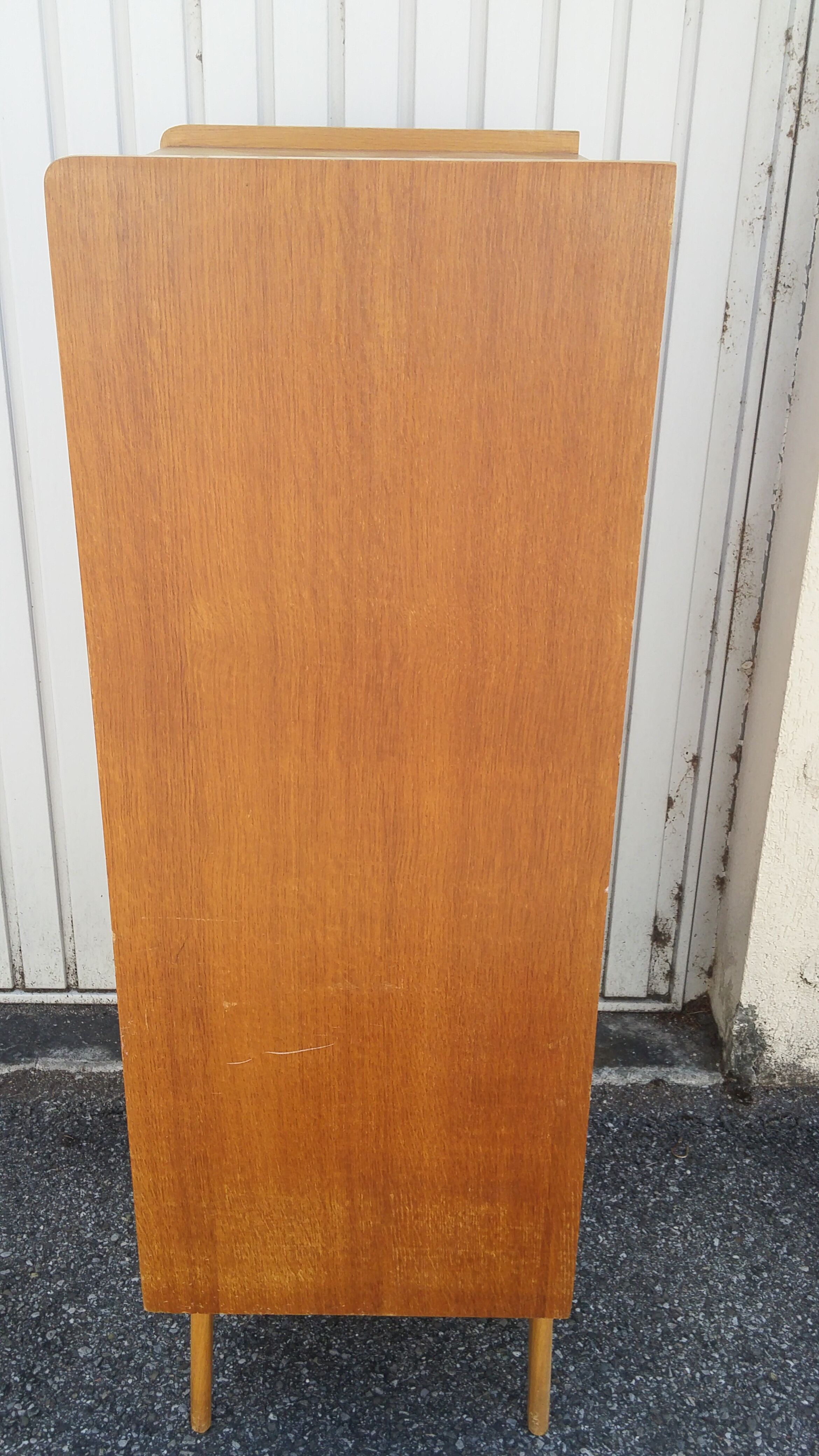 Dresser in oak and wicker