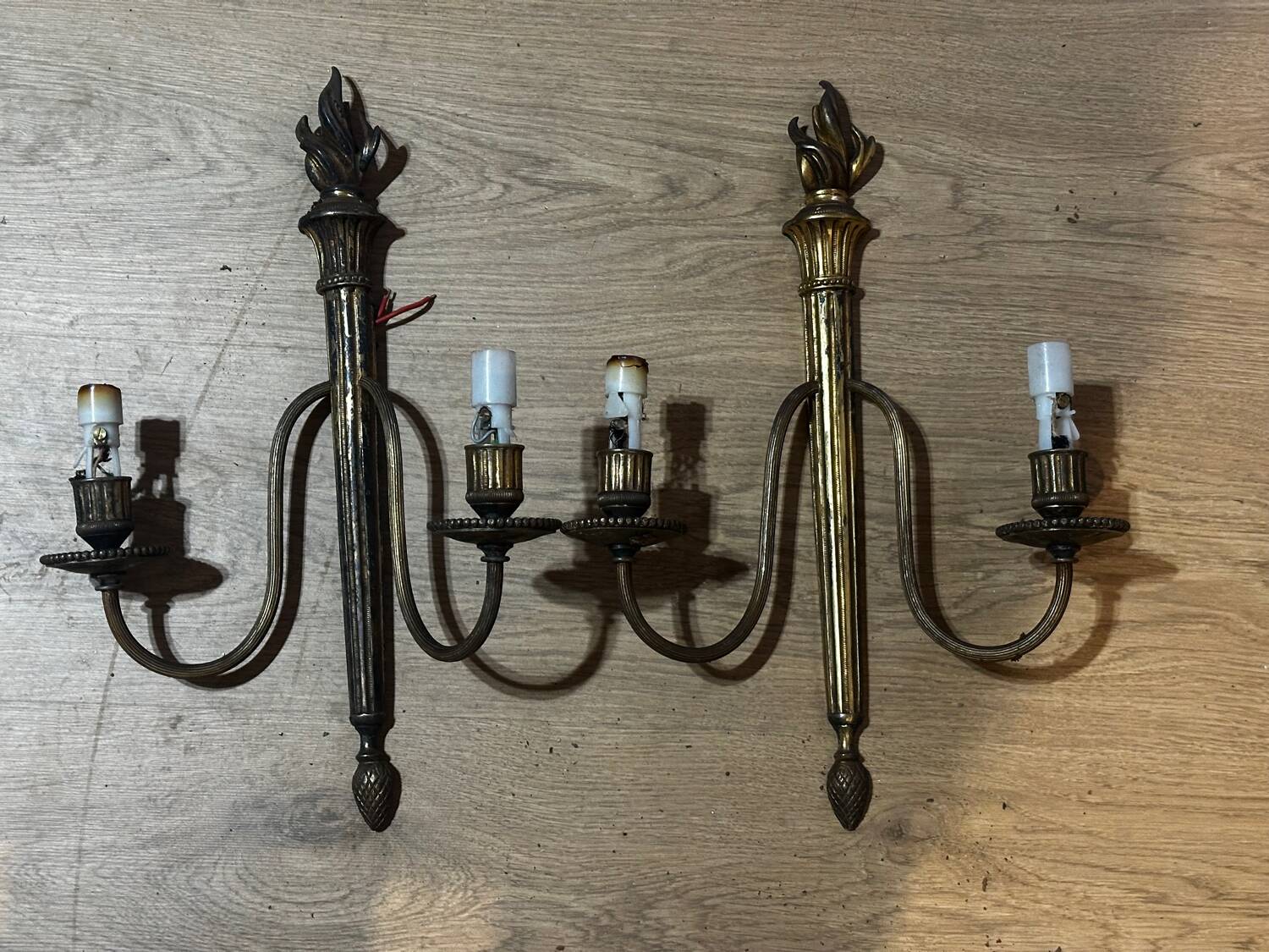 Pair of wall sconces in gilded brass – 2 lights – Louis XVI style