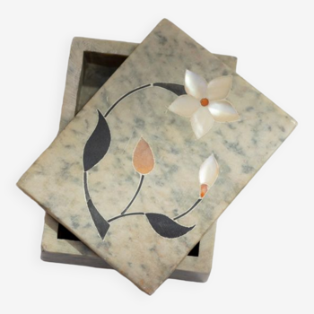 Marble and mother-of-pearl box