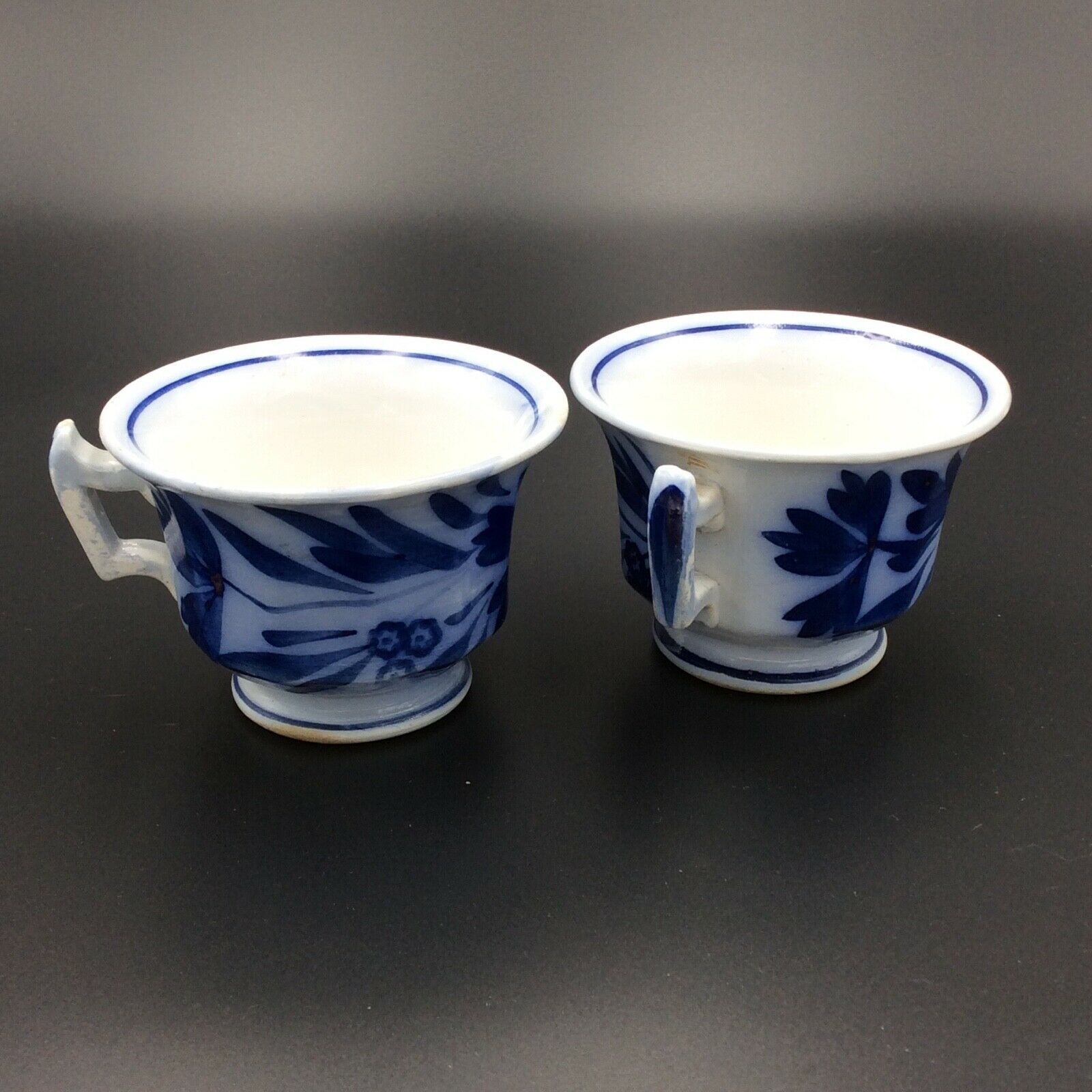 2 cups sarreguemines and digoin décor fleuri bleu