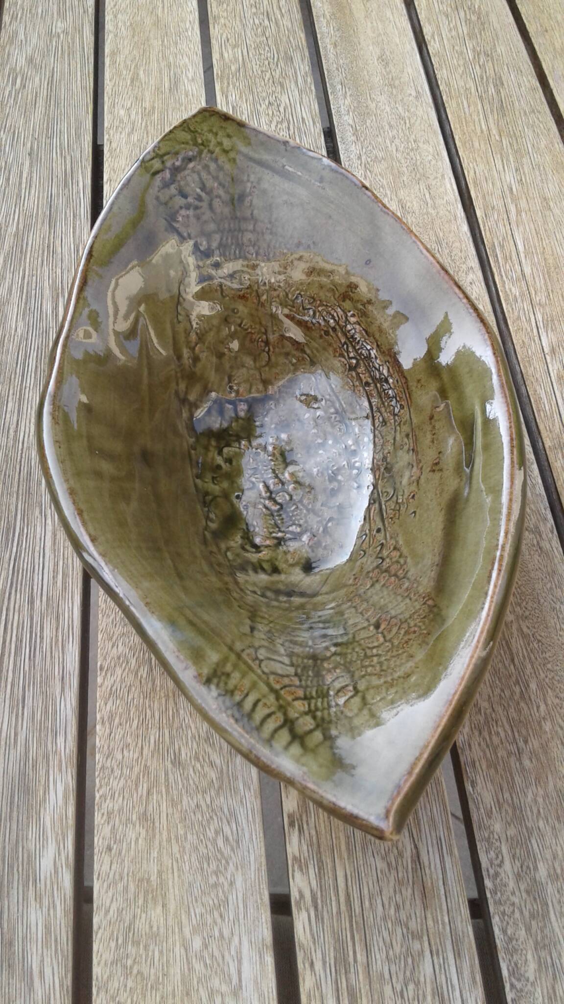 Stoneware pocket tray