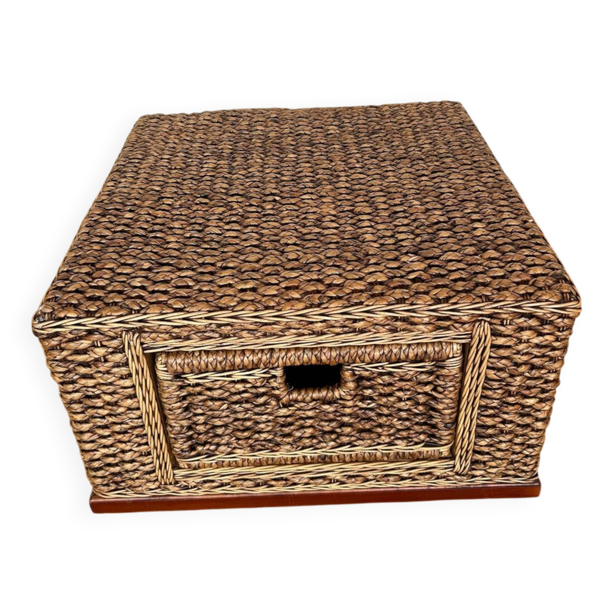 Rattan chest