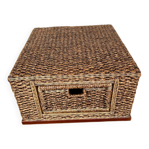 coffre en rotin