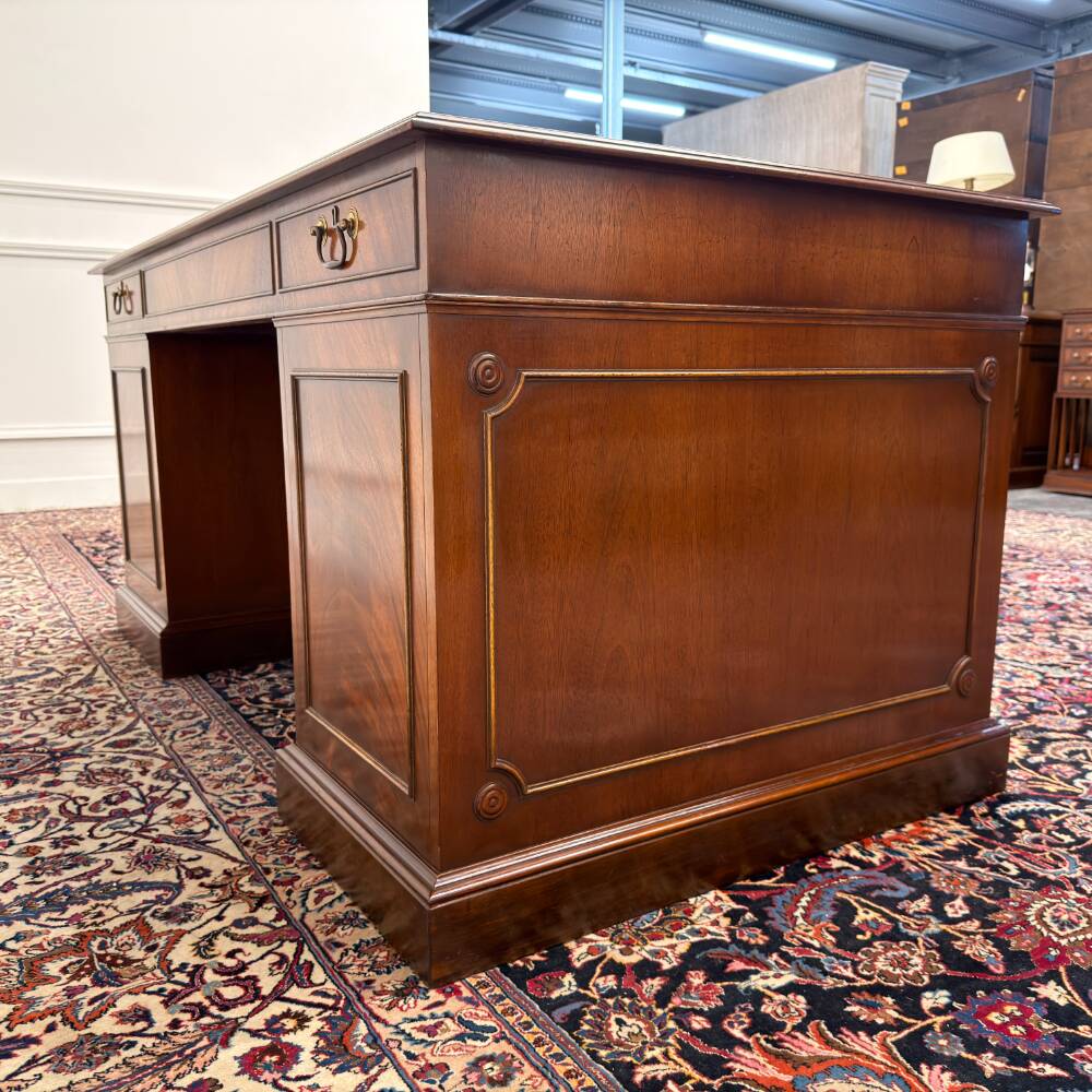 English Classic Desk with Green Leather