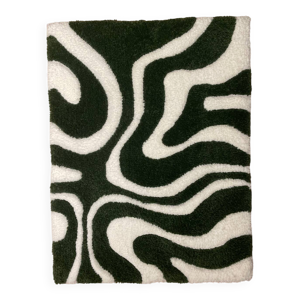 Tapis en laine fait main