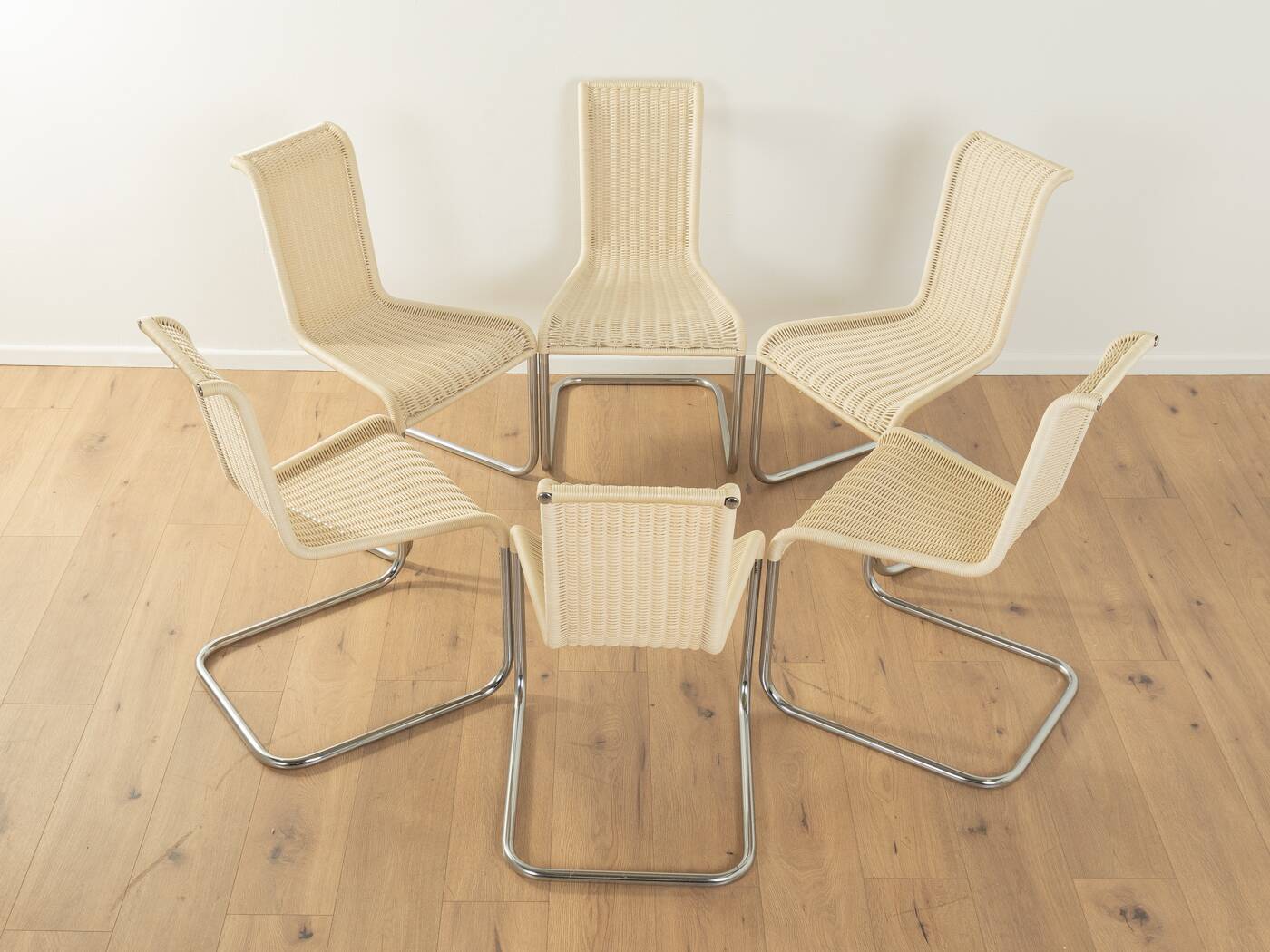 B20 cantilever chairs, Marcel Breuer, Tecta