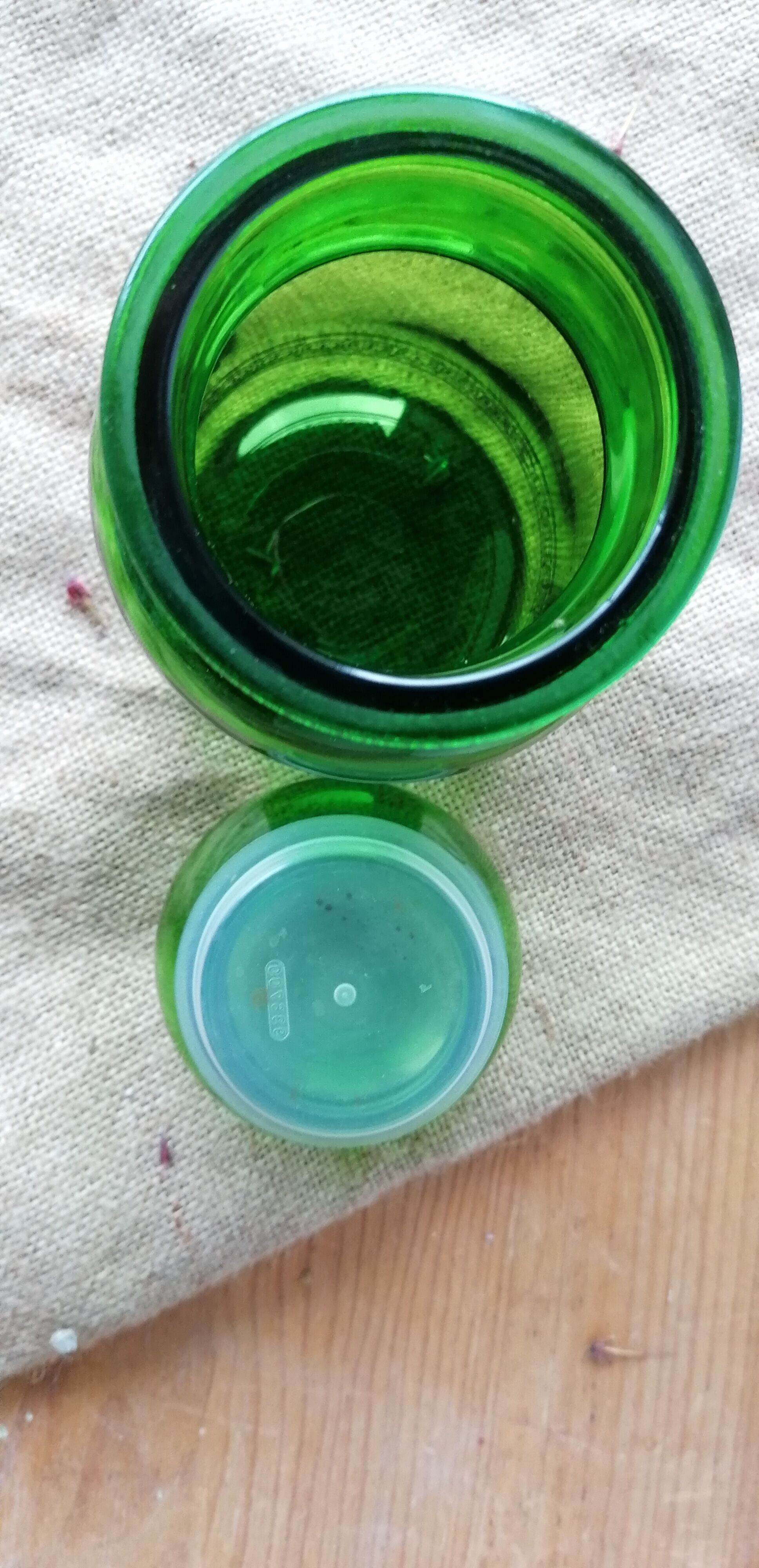 Airtight glass apothecary jar 60s.