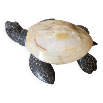 Turtle carved in marble and alabaster