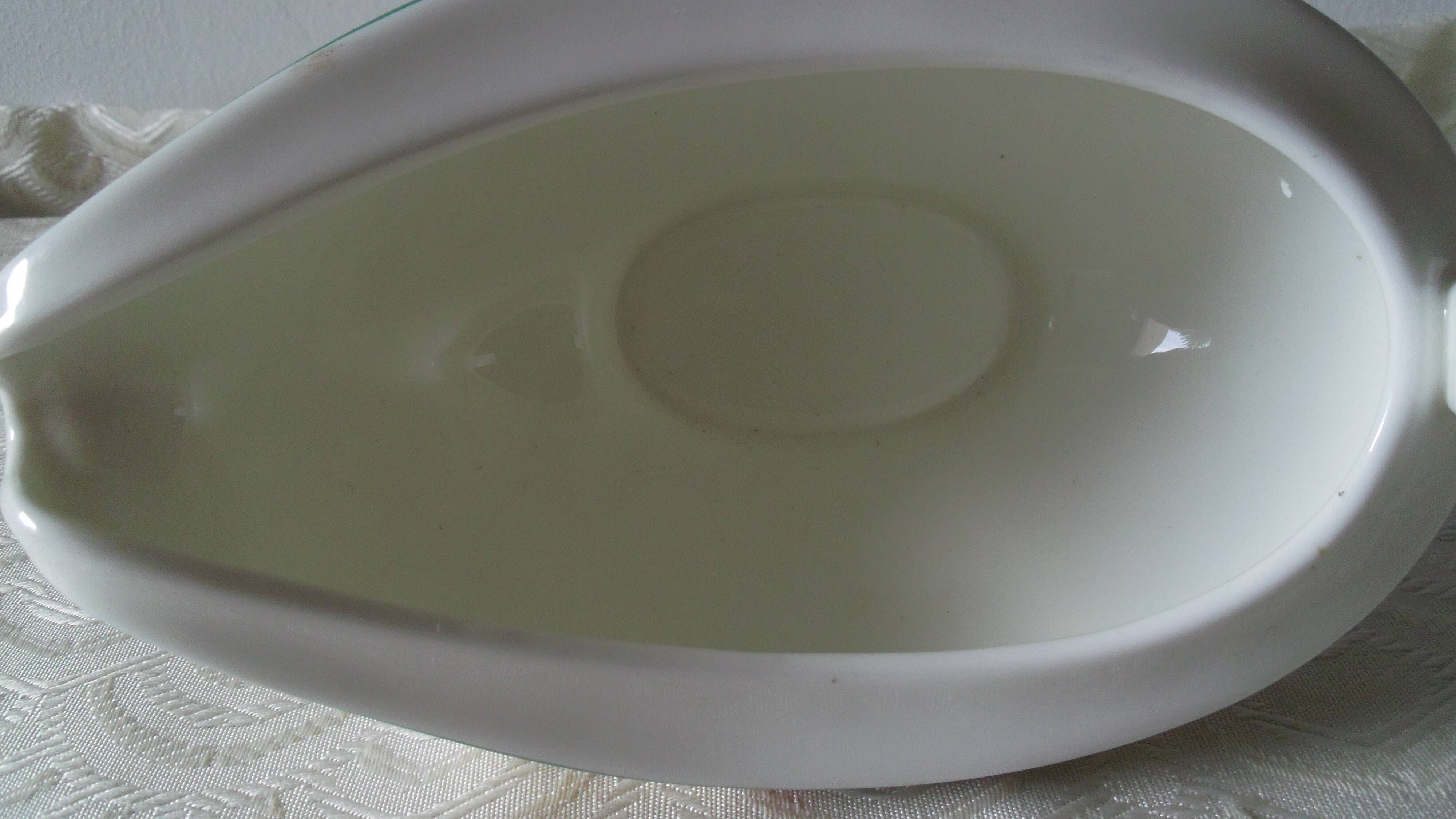 Villeroy&Boch porcelain gravy boat