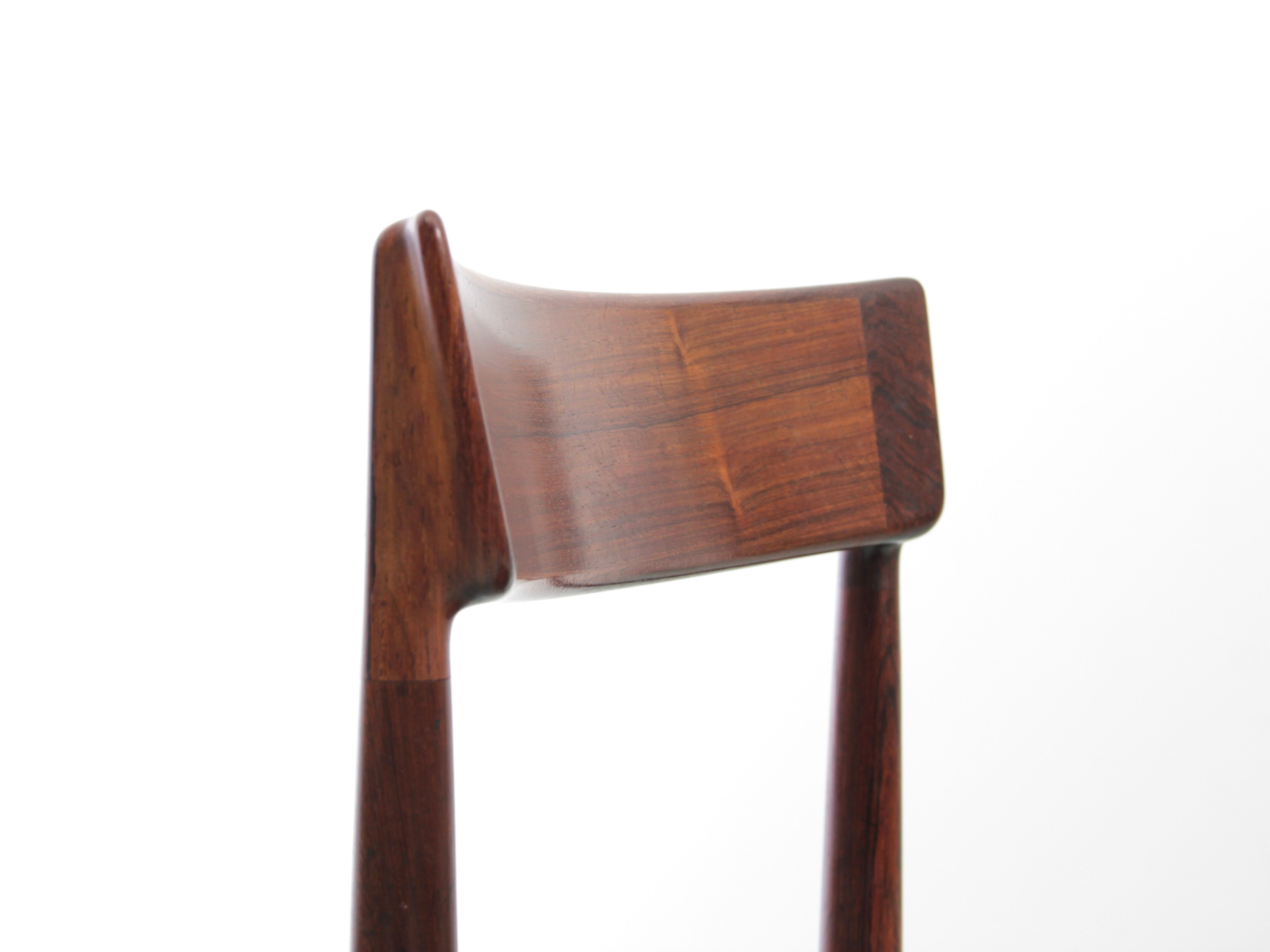 Suite of 4 Scandinavian teak chairs model 39