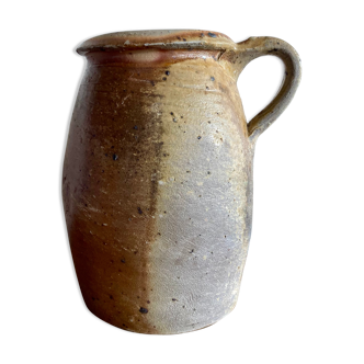 Sandstone pitcher