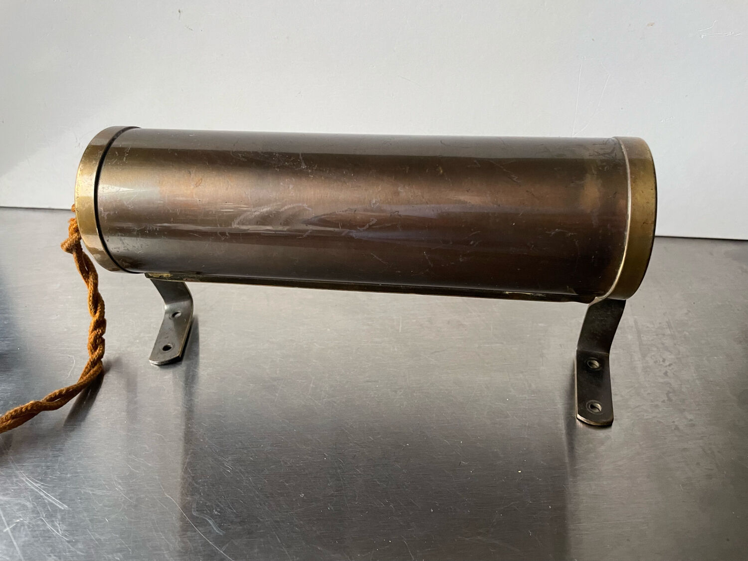 Danish art deco wall lamp in metal