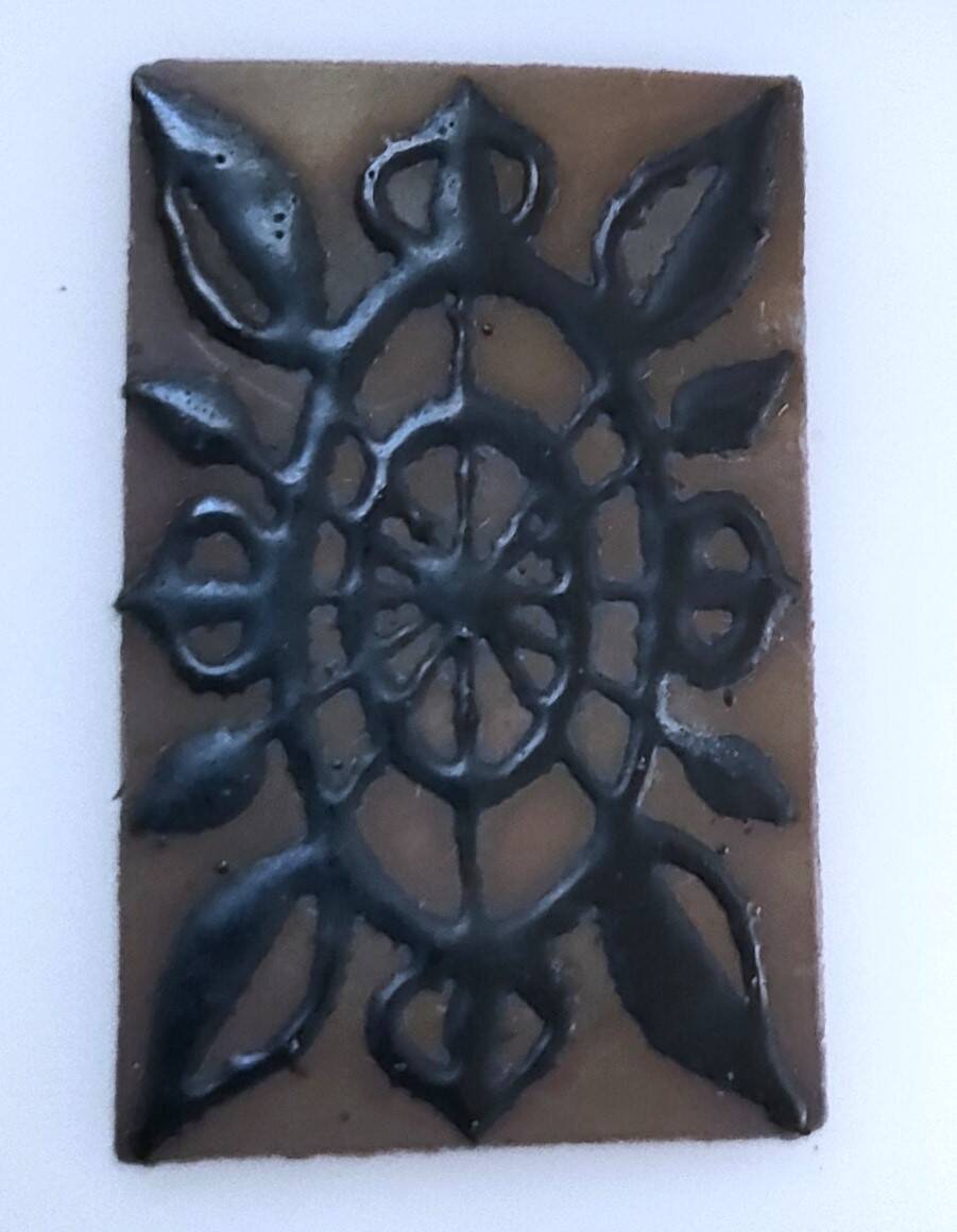 Opaline lamp base frieze stylized flowers 70s