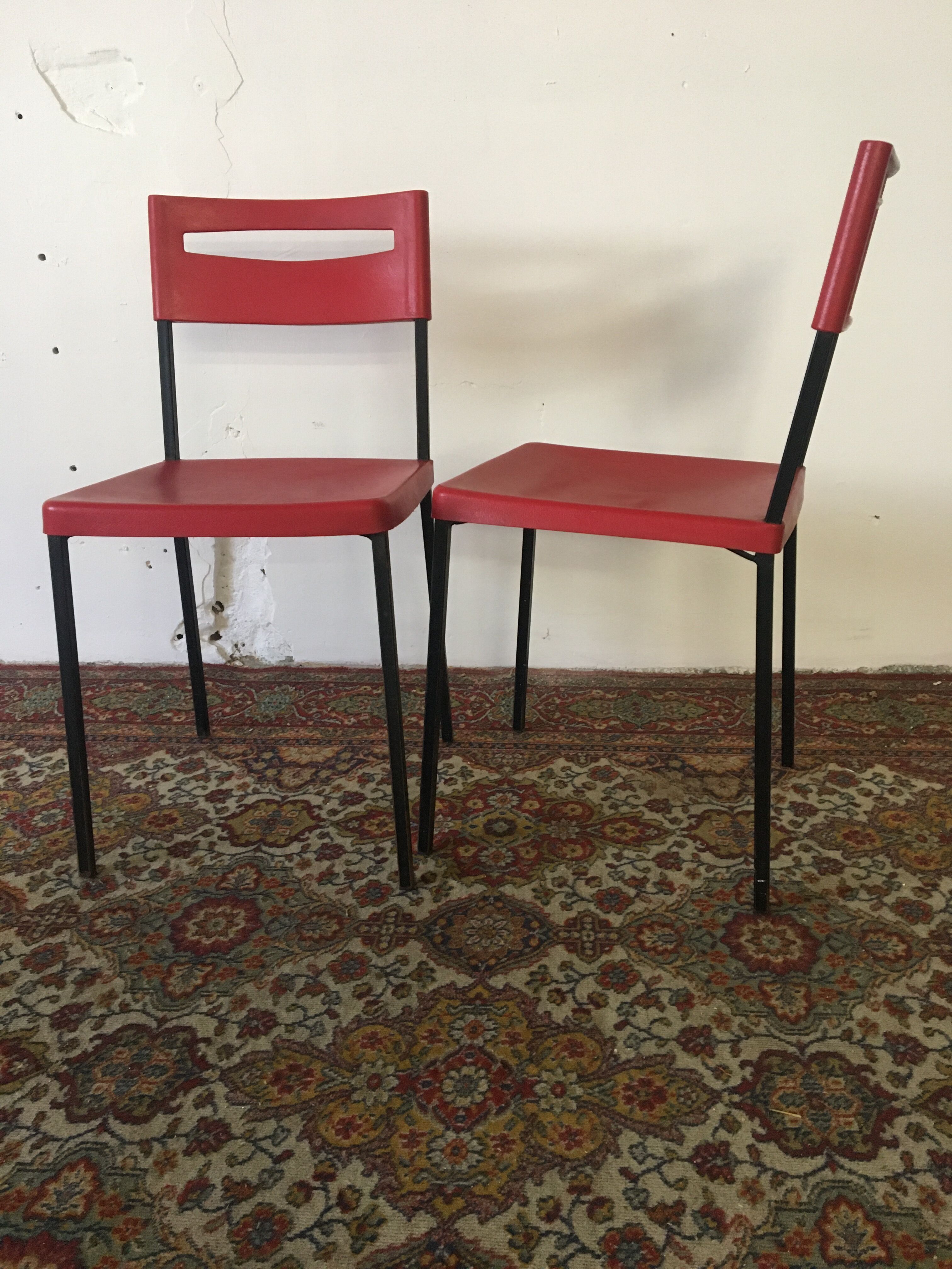 Duo of chairs from the 70s