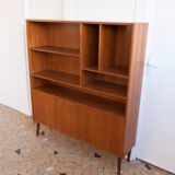 Danish library foot spindles