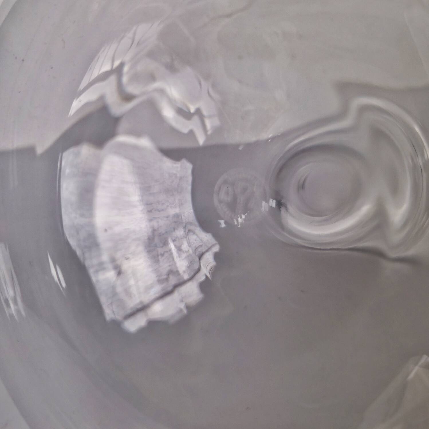 Very beautiful Baccarat crystal decanter model Oenology.