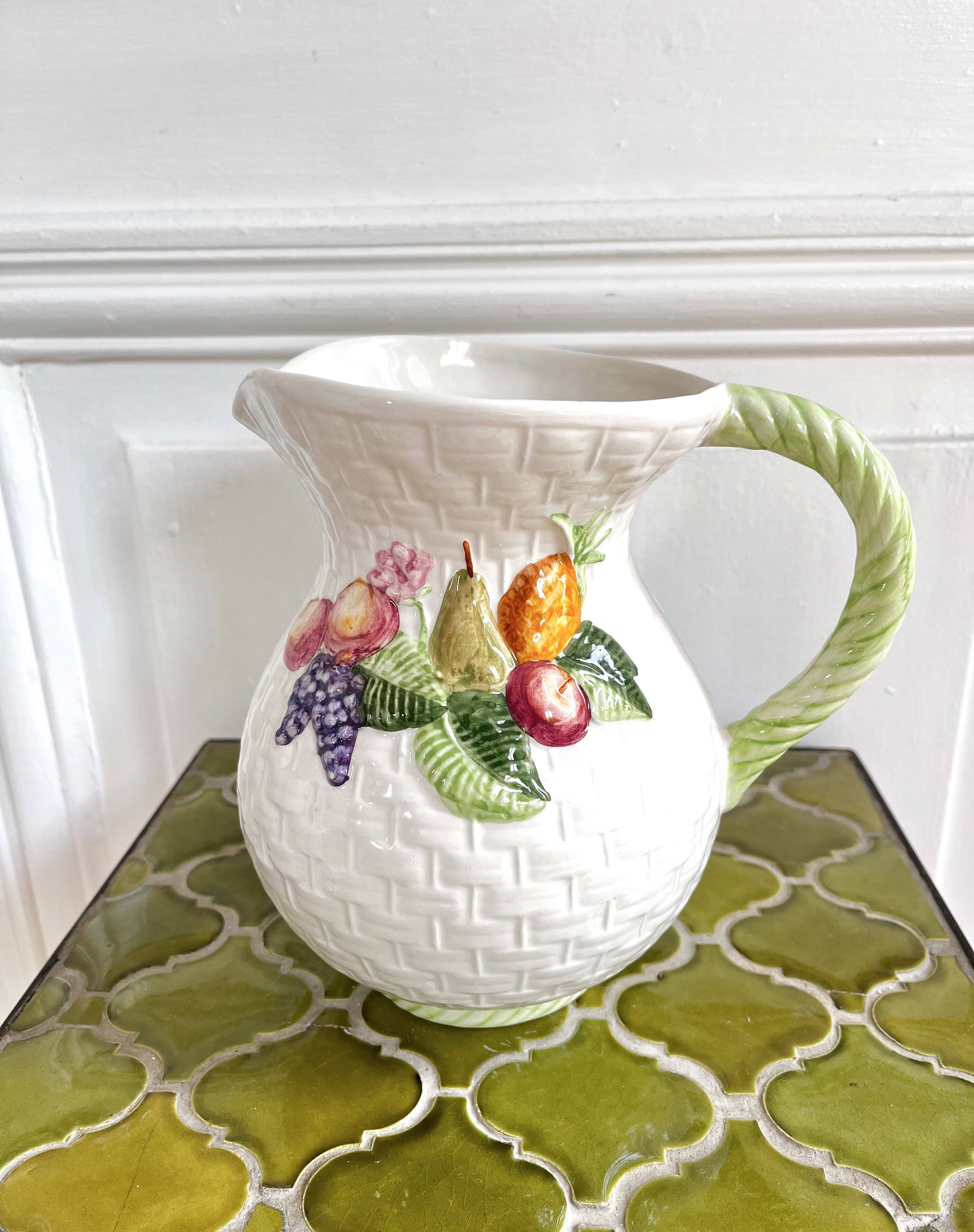 Fruit basket slushie pitcher