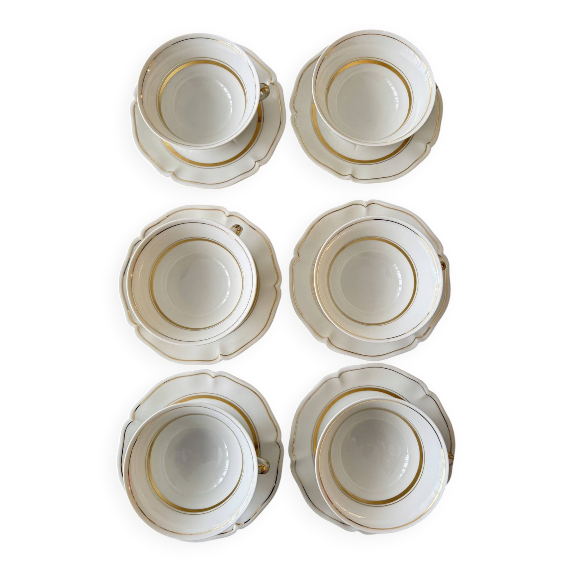 12-piece vintage coffee service from the Royal Limoges factory.