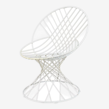 Vintage wire steel chair in white 1970s design