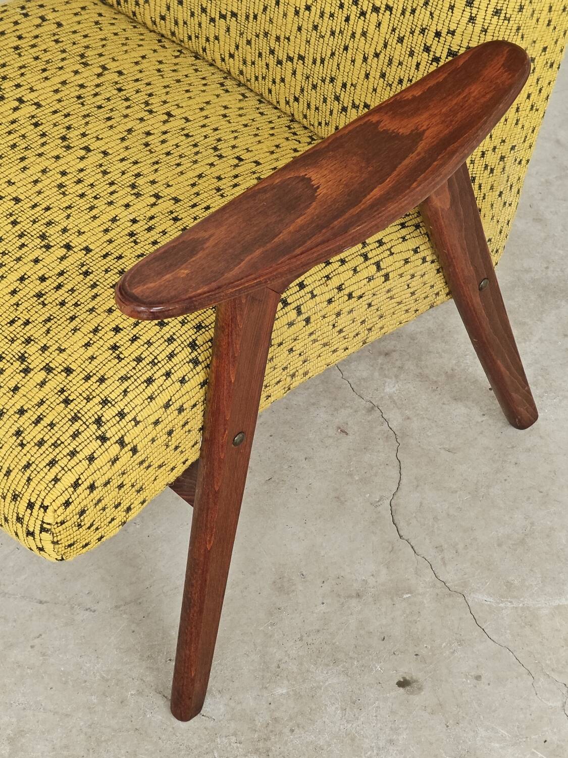 Pair of Yellow armchairs by Jaroslav Smidek for Ton (Thonet) Expo 58