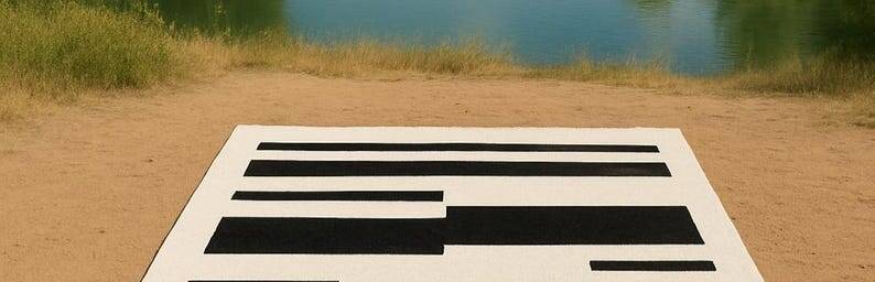 Traditional handwoven Berber rug, size 150 x 260 cm