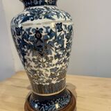 Chinese porcelain table lamp