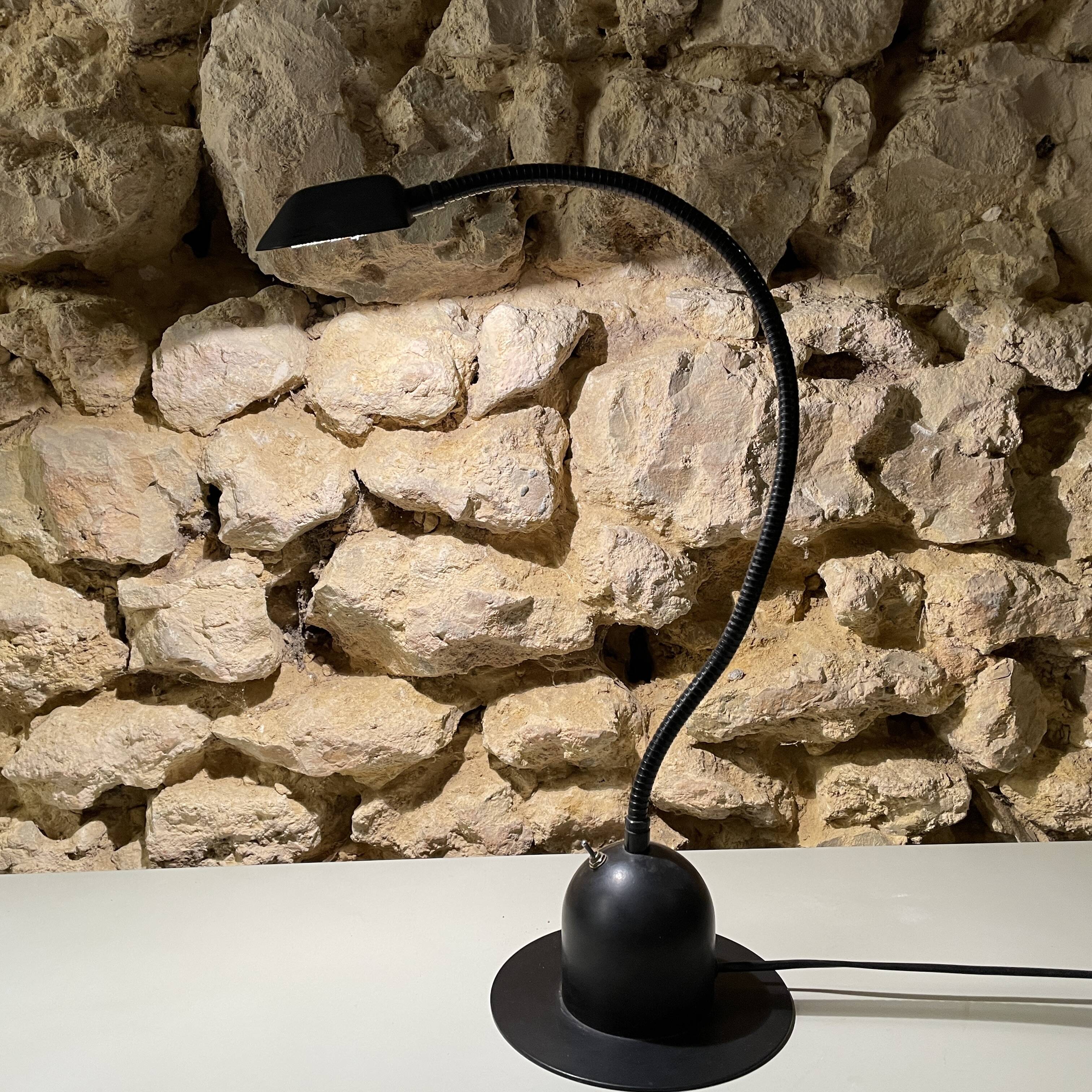 Desk or bedside lamp – black metal, 90s design, made in France