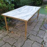 Table basse en marbre et laiton